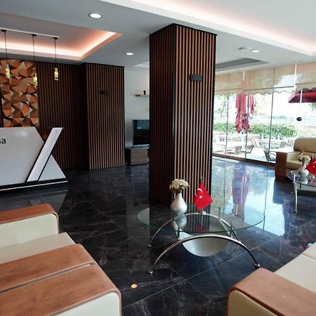Aura Marina Hotel Istanbul Bagian luar foto