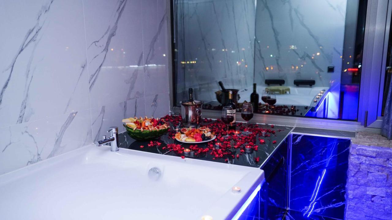 Aura Marina Hotel Istanbul Bagian luar foto
